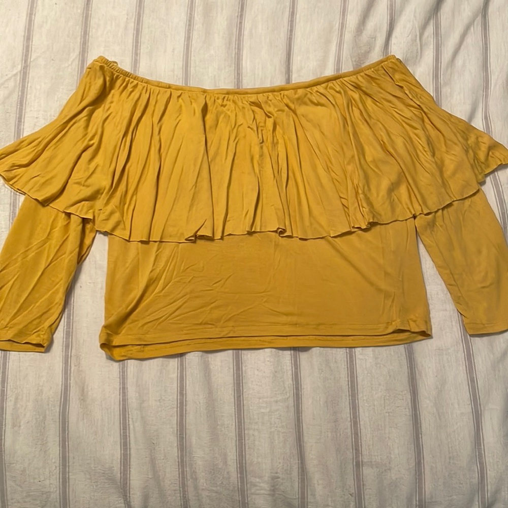 Cotton On - Off the Shoulder Crop